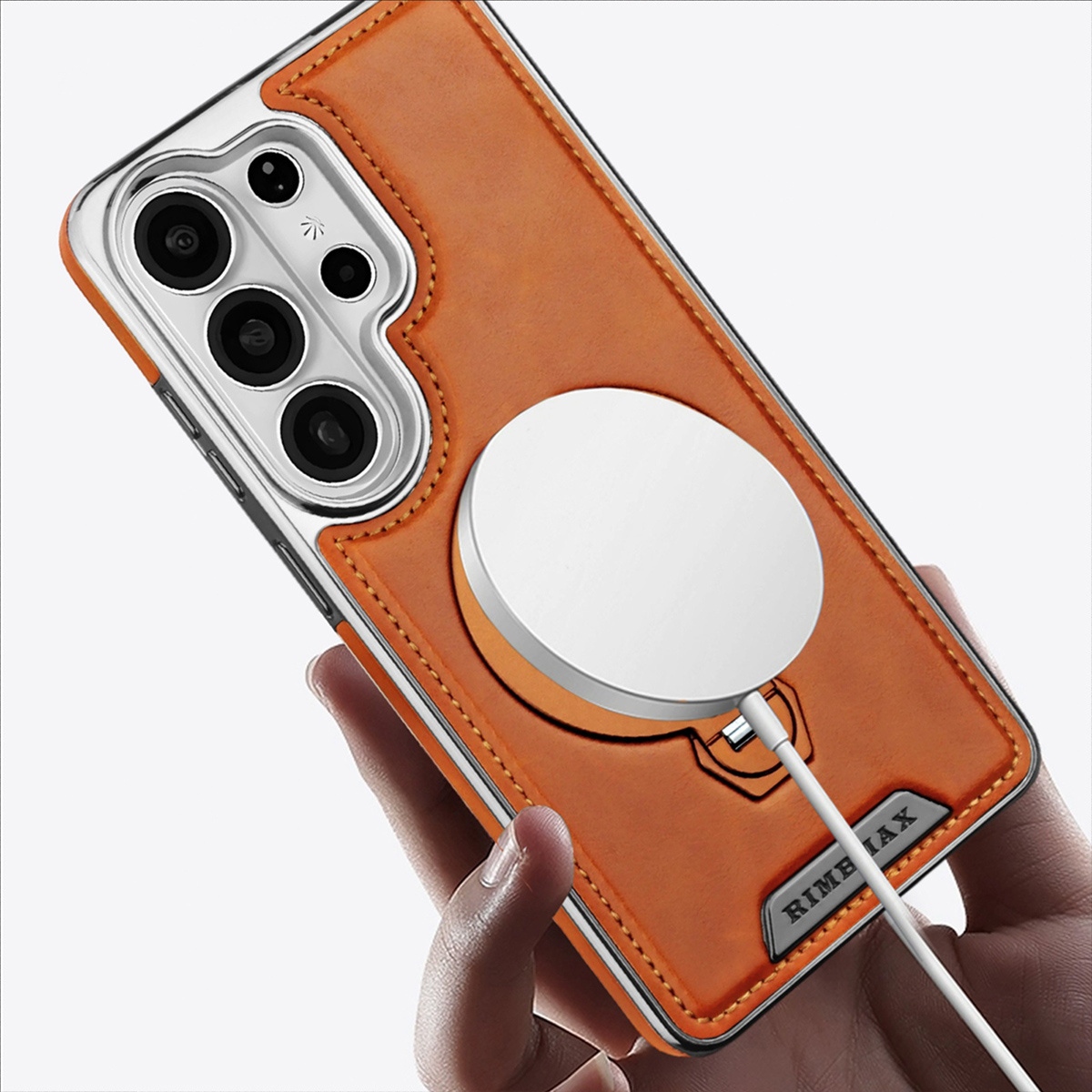Custodia per telefono in pelle - Ring Stand Case recensione e prezzo