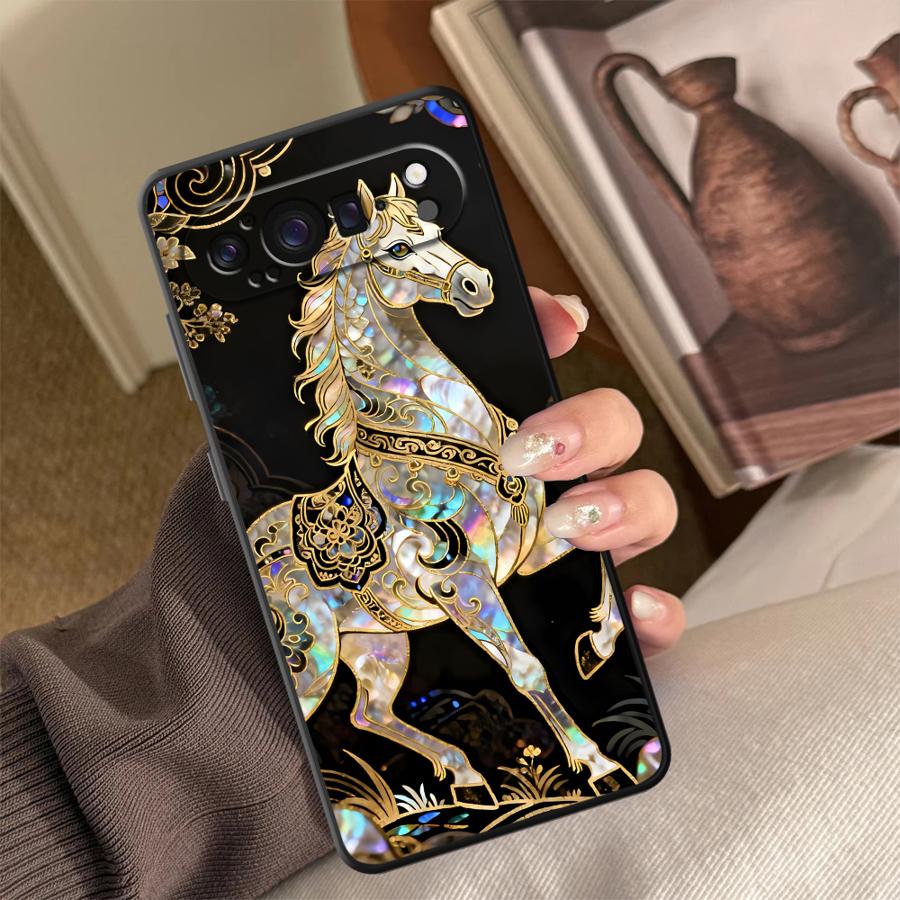 Cover per Telefono Lucky Horse - Phone Cases Pixel 9A recensione e prezzo